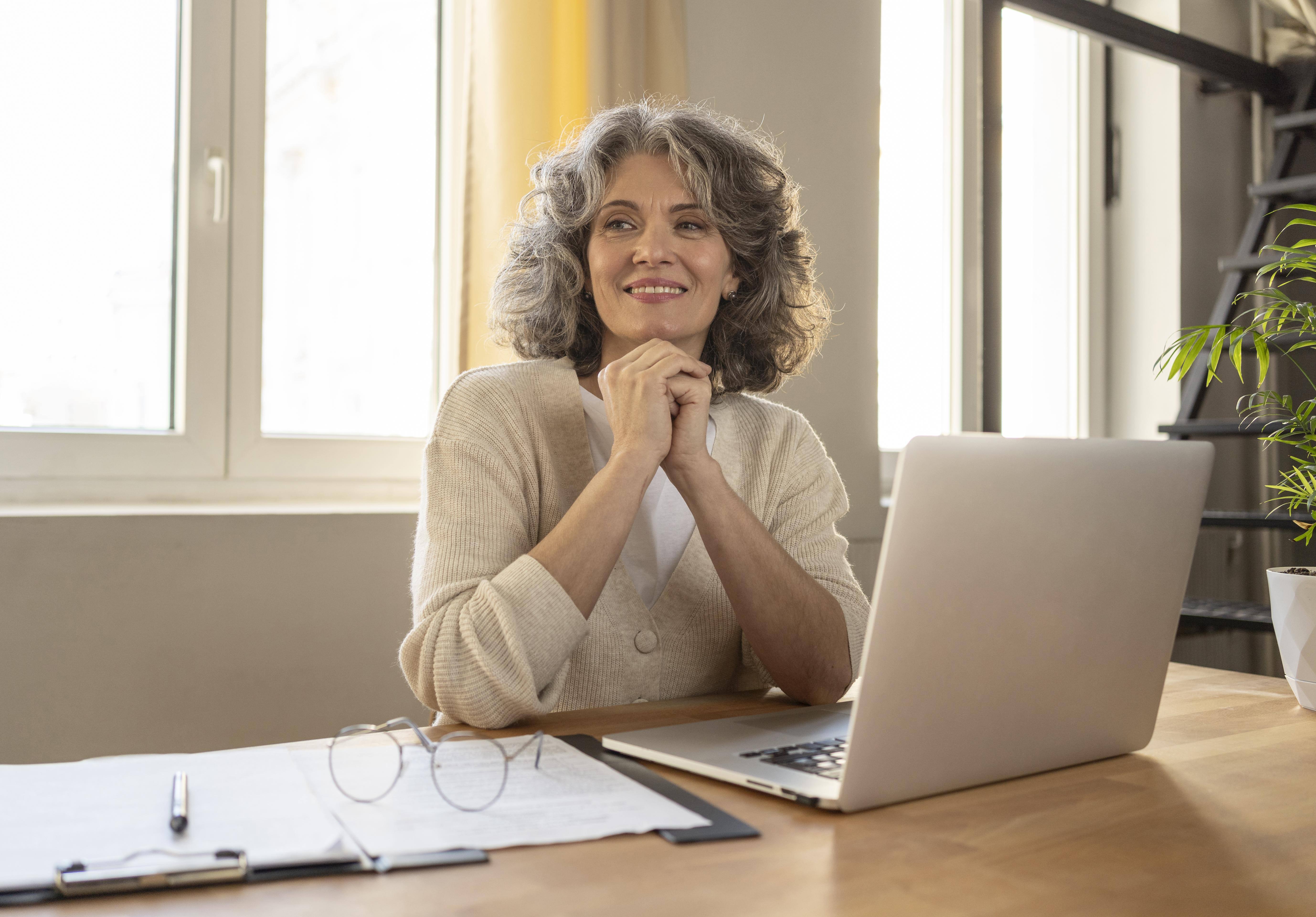 reconversion professionnelle des femmes à 50 ans